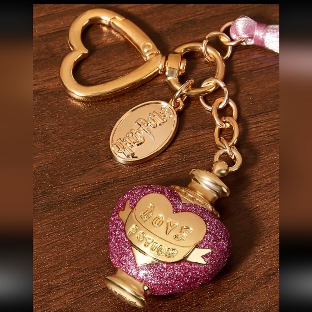 Harry Potter Love Potion Tassel  Keychain Purse Charm Gift Present